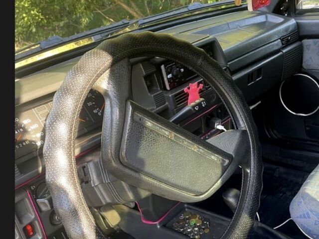 Серый ВАЗ 21099, объемом двигателя 1.5 л и пробегом 250 тыс. км за 1300 $, фото 3 на Automoto.ua