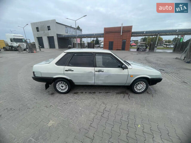 Сірий ВАЗ 21099, об'ємом двигуна 1.5 л та пробігом 130 тис. км за 1300 $, фото 6 на Automoto.ua