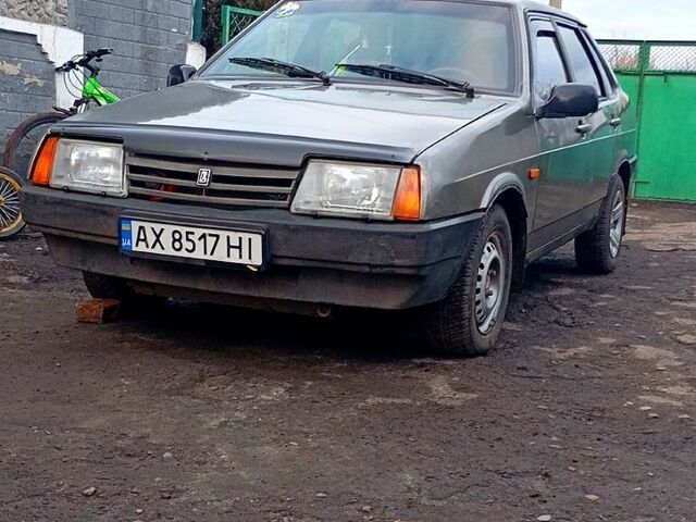 Серый ВАЗ 21099, объемом двигателя 1.5 л и пробегом 98 тыс. км за 960 $, фото 2 на Automoto.ua