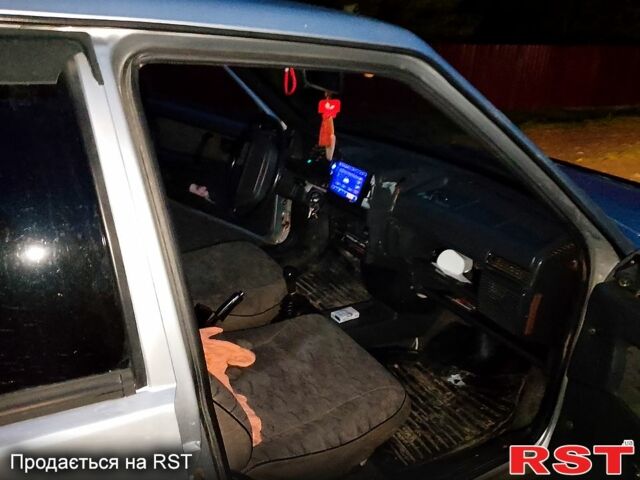 Серый ВАЗ 21099, объемом двигателя 1.5 л и пробегом 0 тыс. км за 850 $, фото 2 на Automoto.ua