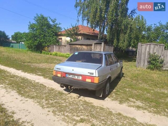 Серый ВАЗ 21099, объемом двигателя 1.5 л и пробегом 210 тыс. км за 1200 $, фото 2 на Automoto.ua