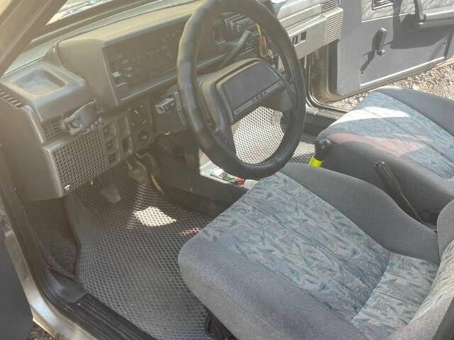 Серый ВАЗ 21099, объемом двигателя 1.5 л и пробегом 220 тыс. км за 1650 $, фото 5 на Automoto.ua