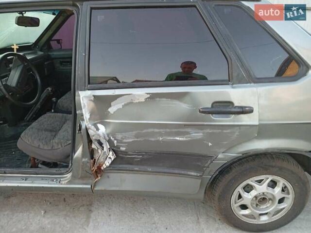 Серый ВАЗ 21099, объемом двигателя 1.5 л и пробегом 300 тыс. км за 300 $, фото 2 на Automoto.ua