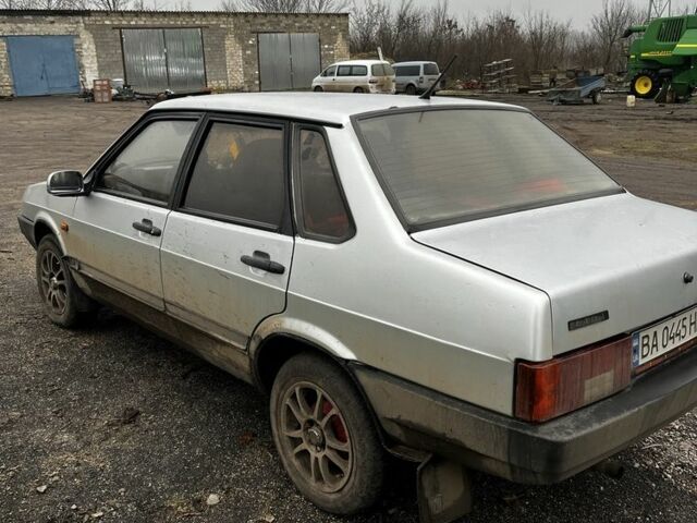Сірий ВАЗ 21099, об'ємом двигуна 1.5 л та пробігом 200 тис. км за 2200 $, фото 2 на Automoto.ua