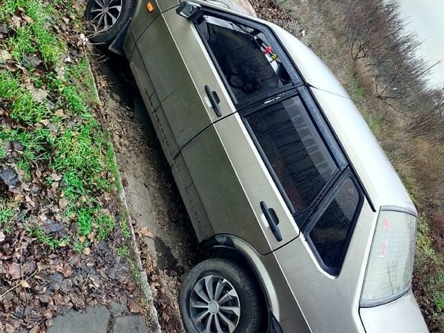 Серый ВАЗ 21099, объемом двигателя 1.5 л и пробегом 100 тыс. км за 1200 $, фото 2 на Automoto.ua