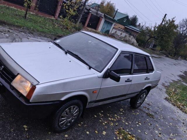 Сірий ВАЗ 21099, об'ємом двигуна 0 л та пробігом 248 тис. км за 900 $, фото 9 на Automoto.ua