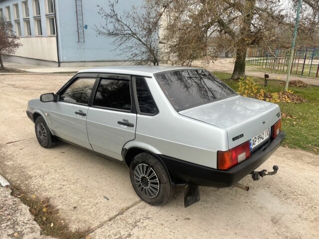 Сірий ВАЗ 21099, об'ємом двигуна 1.5 л та пробігом 175 тис. км за 1400 $, фото 2 на Automoto.ua