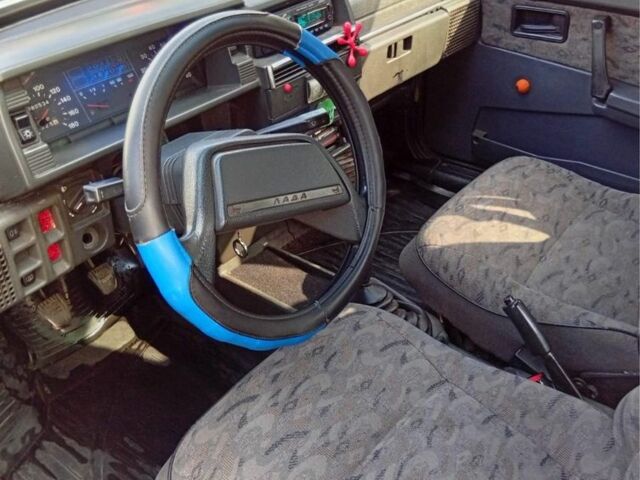 Сірий ВАЗ 21099, об'ємом двигуна 1.5 л та пробігом 1000 тис. км за 1100 $, фото 2 на Automoto.ua