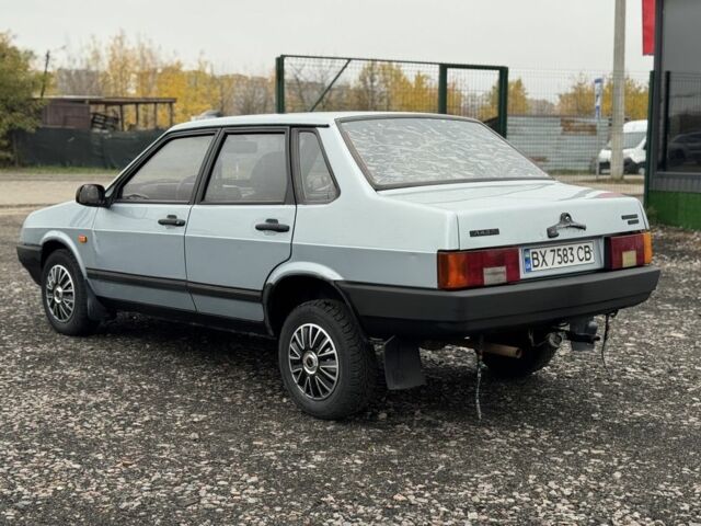 Серый ВАЗ 21099, объемом двигателя 1.5 л и пробегом 200 тыс. км за 1600 $, фото 2 на Automoto.ua