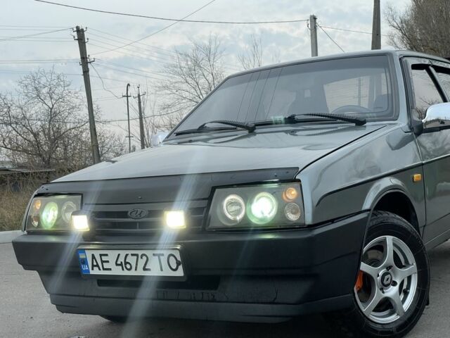 Серый ВАЗ 21099, объемом двигателя 1.5 л и пробегом 93 тыс. км за 1800 $, фото 2 на Automoto.ua