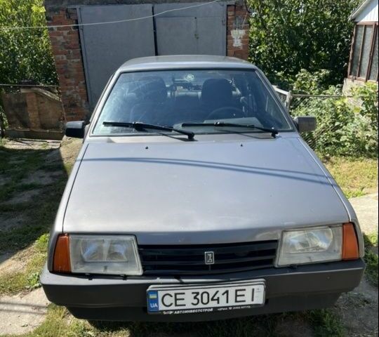 Серый ВАЗ 21099, объемом двигателя 1.5 л и пробегом 255 тыс. км за 1400 $, фото 2 на Automoto.ua
