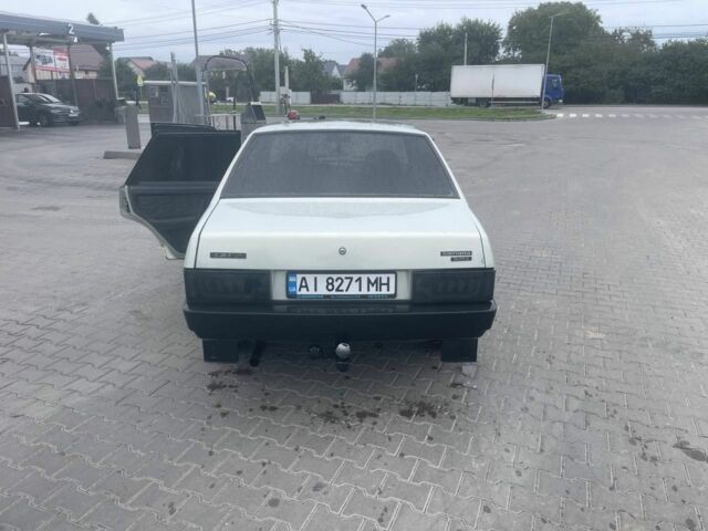 Серый ВАЗ 21099, объемом двигателя 1.5 л и пробегом 130 тыс. км за 1250 $, фото 1 на Automoto.ua