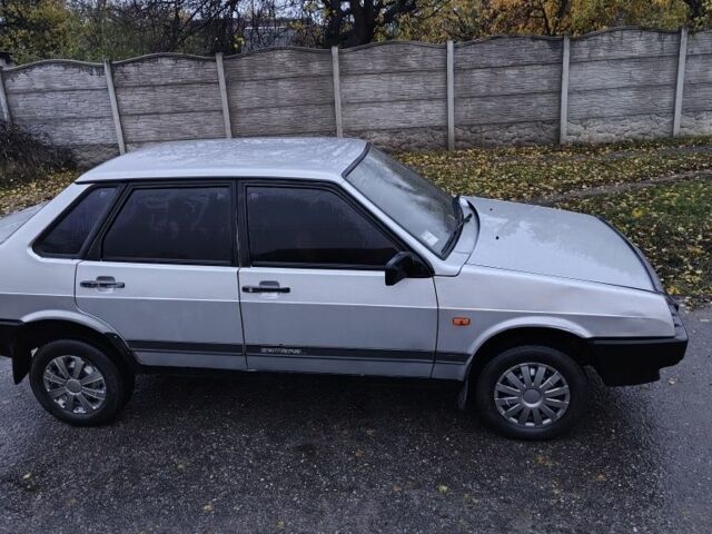 Сірий ВАЗ 21099, об'ємом двигуна 0 л та пробігом 248 тис. км за 900 $, фото 12 на Automoto.ua