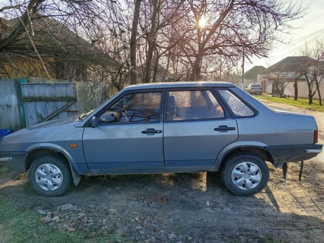 Серый ВАЗ 21099, объемом двигателя 1.5 л и пробегом 200 тыс. км за 1100 $, фото 3 на Automoto.ua