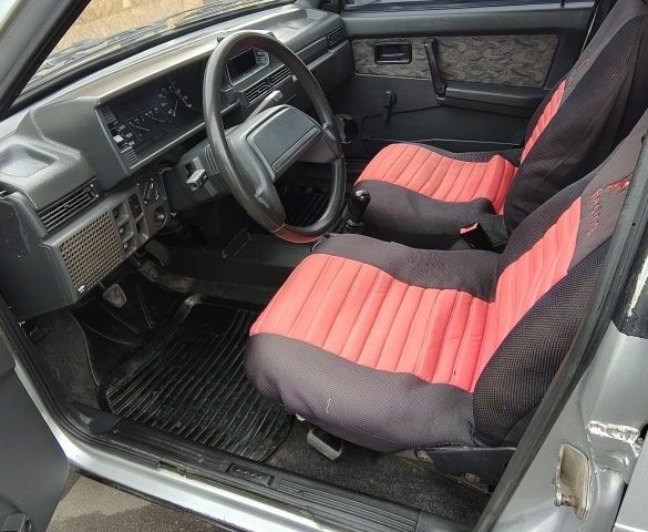 Сірий ВАЗ 21099, об'ємом двигуна 0 л та пробігом 248 тис. км за 900 $, фото 6 на Automoto.ua