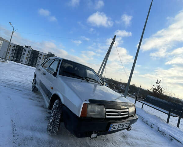 Сірий ВАЗ 21099, об'ємом двигуна 1.5 л та пробігом 200 тис. км за 849 $, фото 2 на Automoto.ua