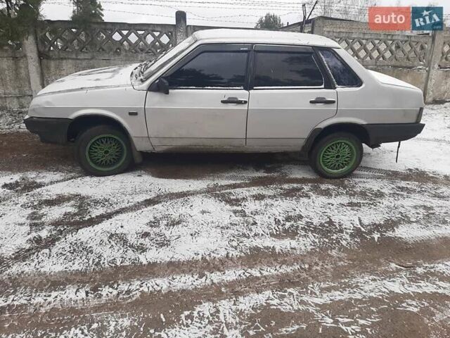 Серый ВАЗ 21099, объемом двигателя 1.5 л и пробегом 170 тыс. км за 1800 $, фото 3 на Automoto.ua