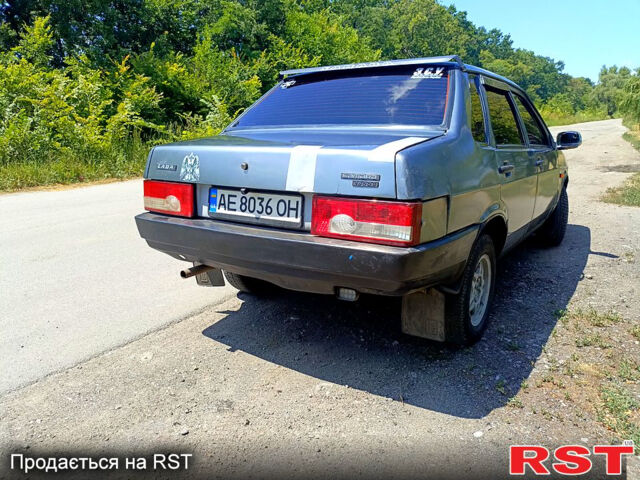 Сірий ВАЗ 21099, об'ємом двигуна 1.5 л та пробігом 203 тис. км за 1900 $, фото 2 на Automoto.ua