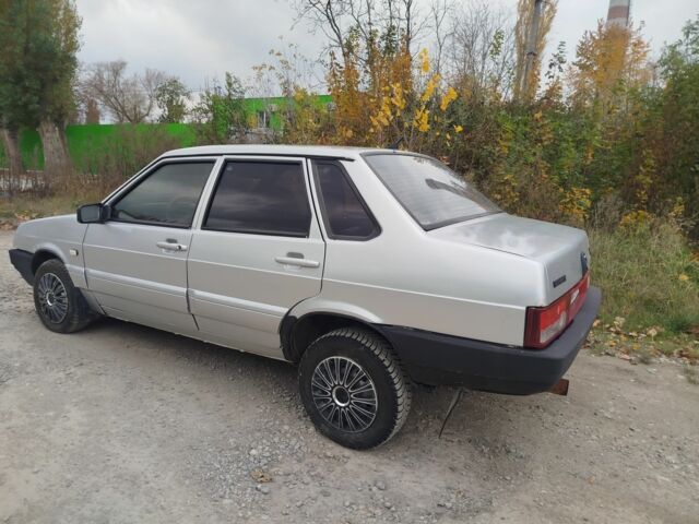 Сірий ВАЗ 21099, об'ємом двигуна 1.5 л та пробігом 250 тис. км за 950 $, фото 2 на Automoto.ua