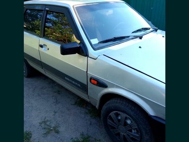 Сірий ВАЗ 21099, об'ємом двигуна 1.5 л та пробігом 250 тис. км за 1300 $, фото 2 на Automoto.ua