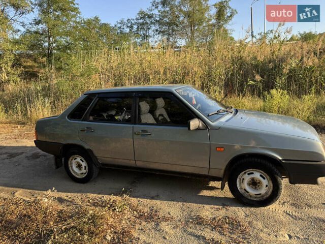 Серый ВАЗ 21099, объемом двигателя 1.5 л и пробегом 110 тыс. км за 2600 $, фото 9 на Automoto.ua