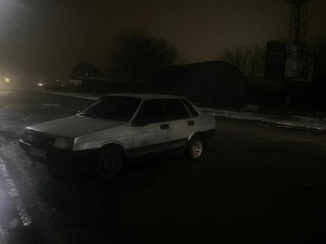 Сірий ВАЗ 21099, об'ємом двигуна 1.5 л та пробігом 3 тис. км за 592 $, фото 2 на Automoto.ua