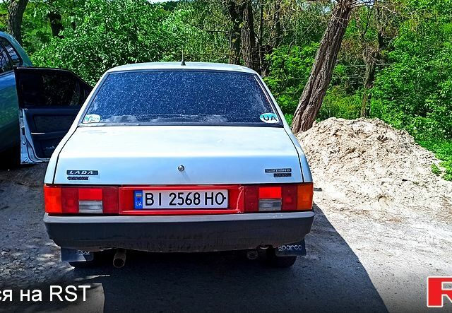 Серый ВАЗ 21099, объемом двигателя 1.5 л и пробегом 500 тыс. км за 1200 $, фото 1 на Automoto.ua