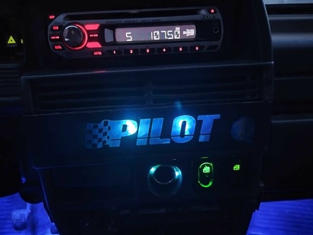 Сірий ВАЗ 21099, об'ємом двигуна 1.5 л та пробігом 320 тис. км за 1100 $, фото 6 на Automoto.ua