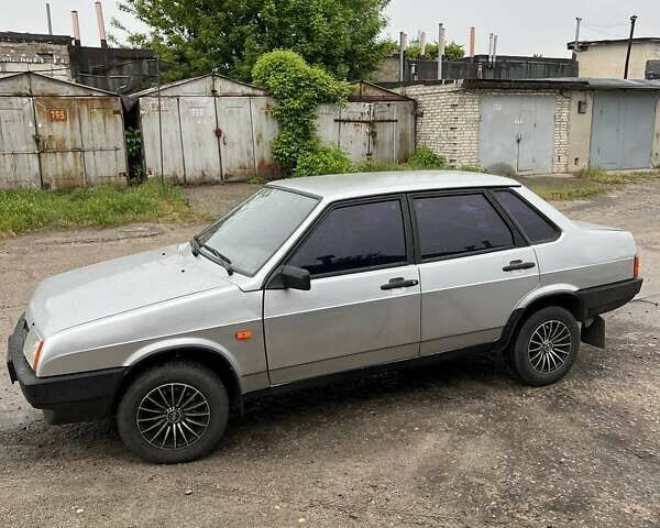 Сірий ВАЗ 21099, об'ємом двигуна 1.5 л та пробігом 148 тис. км за 1900 $, фото 3 на Automoto.ua