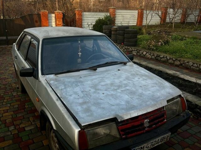 Серый ВАЗ 21099, объемом двигателя 1.5 л и пробегом 100 тыс. км за 556 $, фото 4 на Automoto.ua