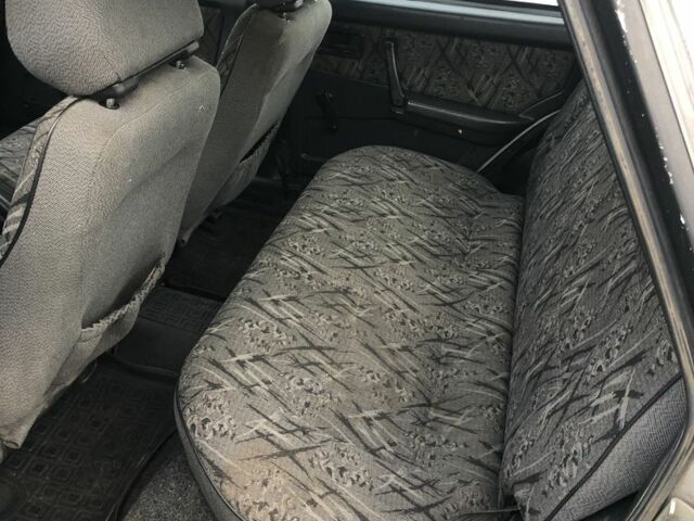 ВАЗ 21099 2003 в Бердичеве на Automoto.ua Серый ВАЗ 21099, объемом двигателя 1.5 л и пробегом 198 тыс. км за 1450 $, фото 4 на Automoto.ua