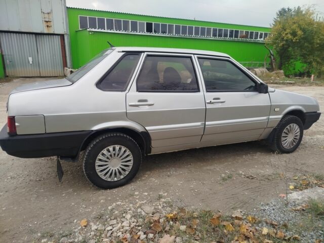 Сірий ВАЗ 21099, об'ємом двигуна 1.5 л та пробігом 250 тис. км за 950 $, фото 3 на Automoto.ua