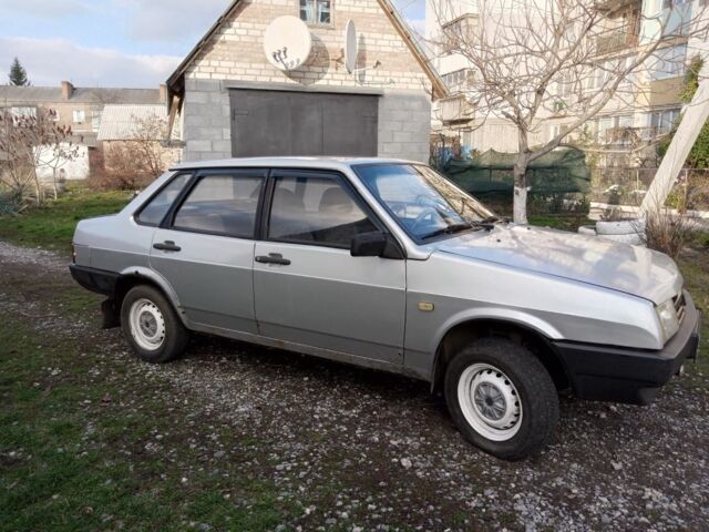 Сірий ВАЗ 21099, об'ємом двигуна 1.5 л та пробігом 194 тис. км за 750 $, фото 4 на Automoto.ua