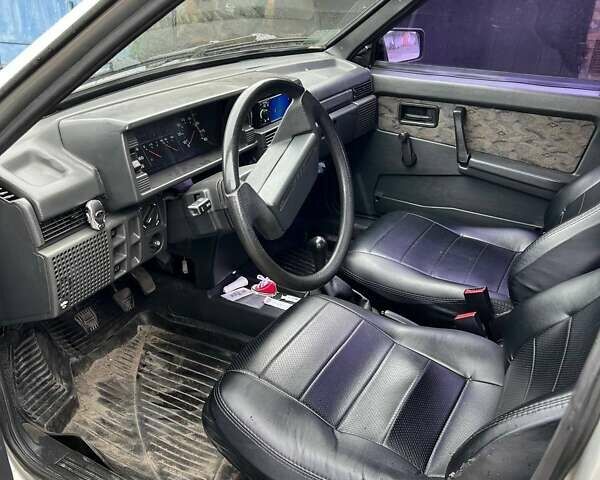 Сірий ВАЗ 21099, об'ємом двигуна 1.5 л та пробігом 148 тис. км за 1900 $, фото 7 на Automoto.ua
