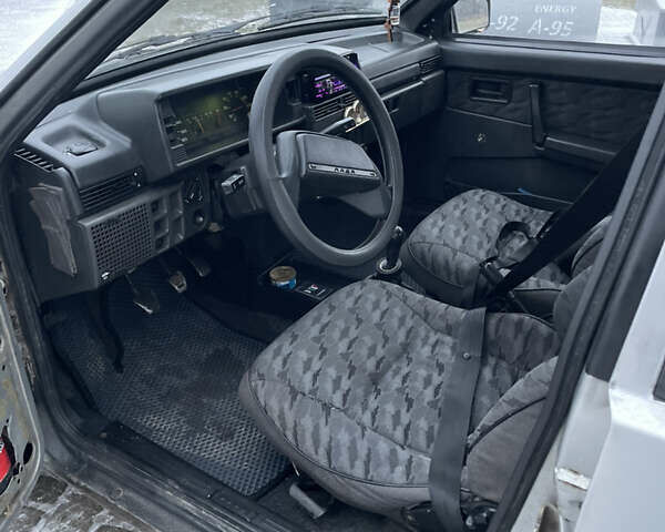 Сірий ВАЗ 21099, об'ємом двигуна 0 л та пробігом 120 тис. км за 1350 $, фото 5 на Automoto.ua