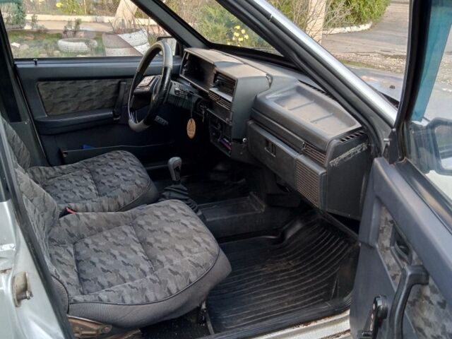 Сірий ВАЗ 21099, об'ємом двигуна 1.5 л та пробігом 194 тис. км за 750 $, фото 7 на Automoto.ua