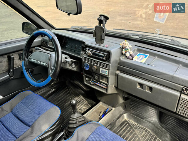 Сірий ВАЗ 21099, об'ємом двигуна 1.5 л та пробігом 195 тис. км за 1700 $, фото 9 на Automoto.ua