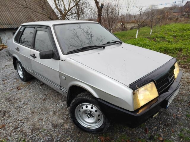 Сірий ВАЗ 21099, об'ємом двигуна 1.5 л та пробігом 320 тис. км за 1100 $, фото 1 на Automoto.ua