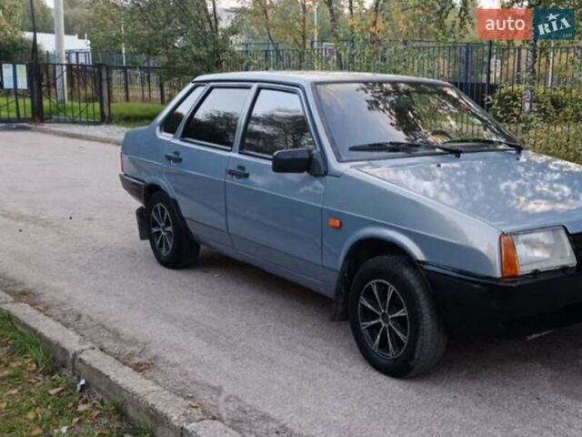 Серый ВАЗ 21099, объемом двигателя 1.5 л и пробегом 276 тыс. км за 900 $, фото 2 на Automoto.ua