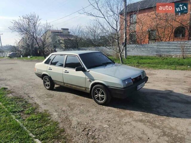 Серый ВАЗ 21099, объемом двигателя 1.5 л и пробегом 220 тыс. км за 1900 $, фото 3 на Automoto.ua