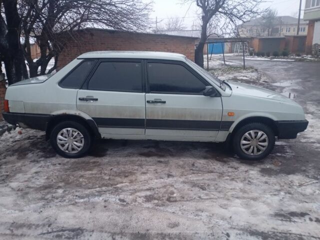 Серый ВАЗ 21099, объемом двигателя 1.5 л и пробегом 260 тыс. км за 1165 $, фото 2 на Automoto.ua