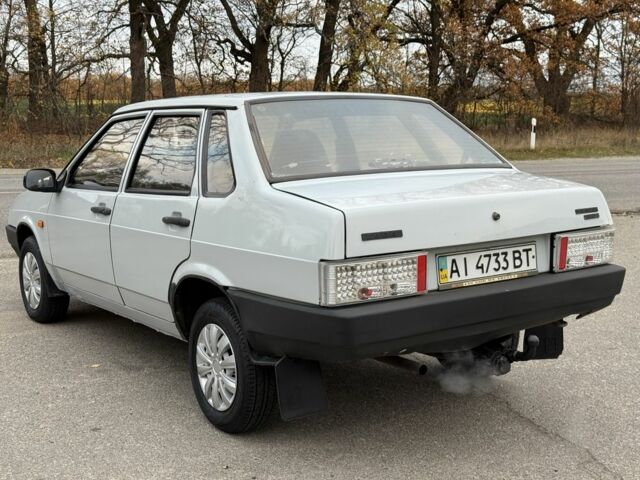 Серый ВАЗ 21099, объемом двигателя 1.5 л и пробегом 1 тыс. км за 1599 $, фото 5 на Automoto.ua