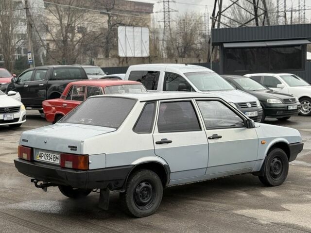 Серый ВАЗ 21099, объемом двигателя 1.5 л и пробегом 200 тыс. км за 1200 $, фото 4 на Automoto.ua