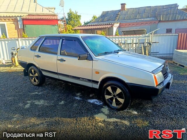 ВАЗ 21099 2004 в Малой Виске на Automoto.ua Серый ВАЗ 21099, объемом двигателя 1.5 л и пробегом 200 тыс. км за 1400 $, фото 3 на Automoto.ua