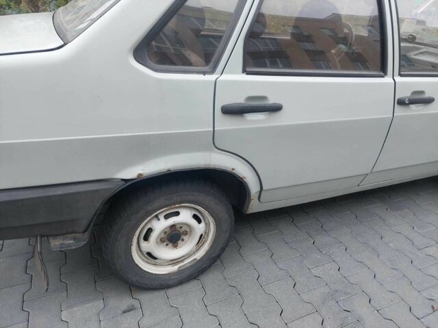Сірий ВАЗ 21099, об'ємом двигуна 1.5 л та пробігом 1 тис. км за 1187 $, фото 4 на Automoto.ua