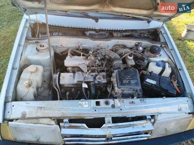 Серый ВАЗ 21099, объемом двигателя 1.5 л и пробегом 180 тыс. км за 900 $, фото 6 на Automoto.ua