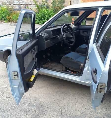 Сірий ВАЗ 21099, об'ємом двигуна 1.5 л та пробігом 195 тис. км за 1700 $, фото 5 на Automoto.ua