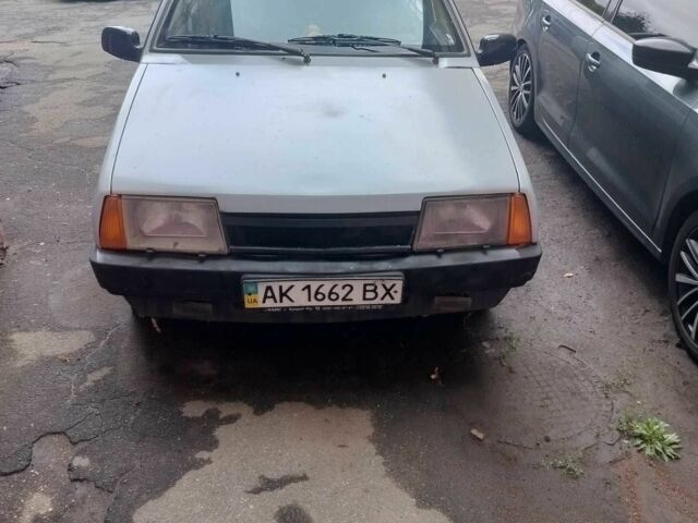 Серый ВАЗ 21099, объемом двигателя 1.5 л и пробегом 380 тыс. км за 959 $, фото 4 на Automoto.ua