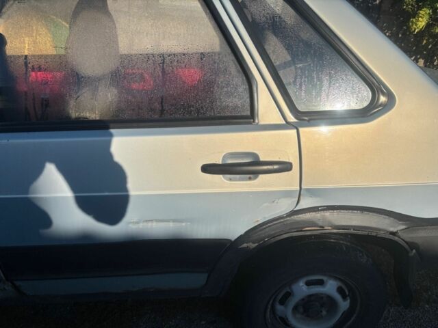 Серый ВАЗ 21099, объемом двигателя 1.5 л и пробегом 325 тыс. км за 750 $, фото 4 на Automoto.ua