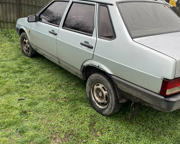 Серый ВАЗ 21099, объемом двигателя 1.5 л и пробегом 120 тыс. км за 1200 $, фото 2 на Automoto.ua